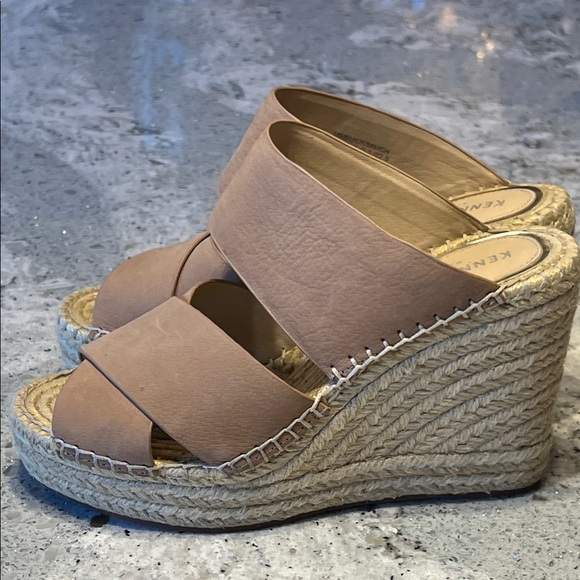 NWOB Kenneth Cole Brown Olivia X Wedge Sandals - Picture 4 of 9